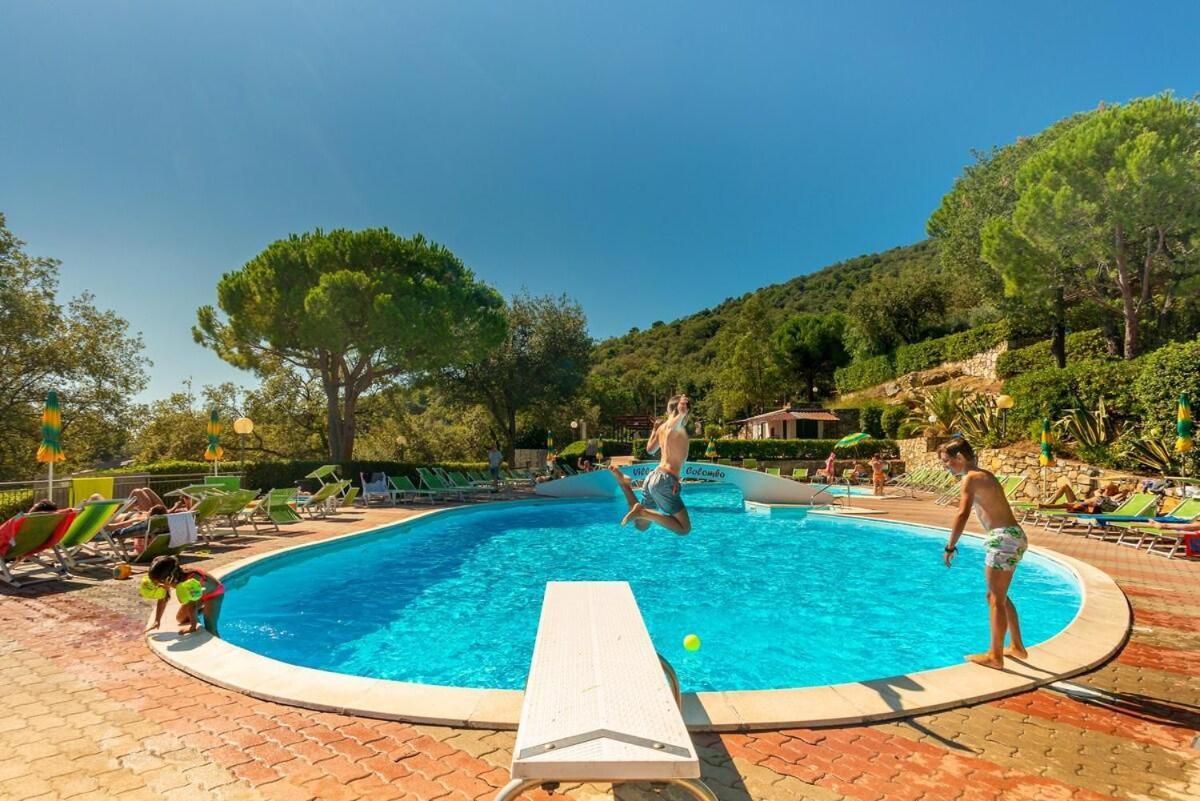 Hotel Villino Garden & Pool à Marina dʼMarina dʼAndora Extérieur photo