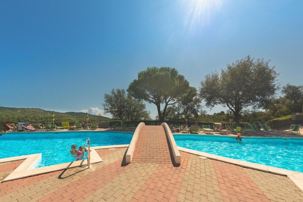 Hotel Villino Garden & Pool à Marina dʼMarina dʼAndora Extérieur photo